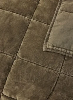 BOUT DE LIT ÉDREDON MATELASSÉ EN VELOURS LAVÉ BRUN