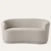 CANAPÉ ARRONDI SANS PIEDS BEIGE