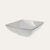 COUPELLE CARRÉE EN PORCELAINE AVEC LISERÉ DORÉ BLANC