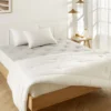 ÉDREDON DE GARNISSAGE MOELLEUX BOUT DE LIT BLANC