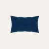 HOUSSE DE COUSSIN EN VELOURS AVEC DOS CHAMBRAY SAPHIR