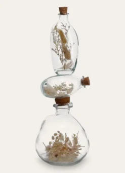 PETITE BOUTEILLE EN VERRE AVEC FLEURS SÉCHÉES TRANSPARENT