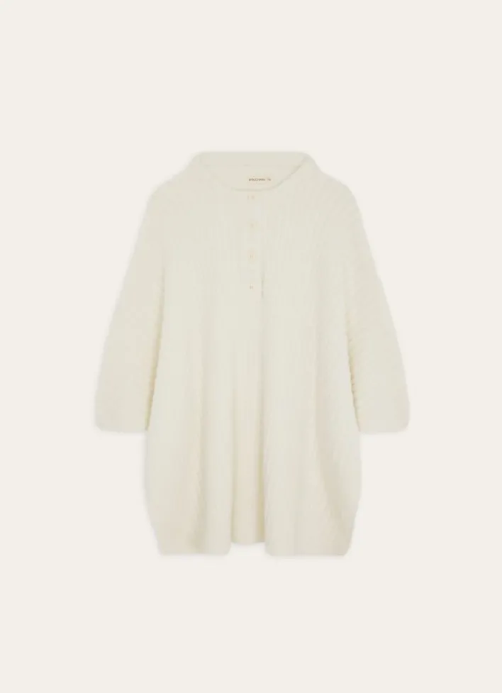 PONCHO EN MAILLE CHENILLE COTELÉE ECRU
