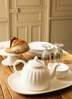 SERVITEUR EN PORCELAINE BLANC