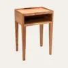 TABLE DE CHEVET EN BOISCLAIR
