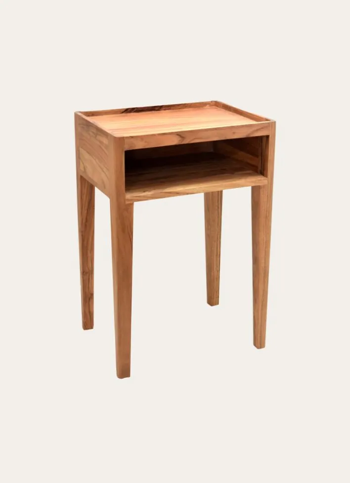 TABLE DE CHEVET EN BOISCLAIR