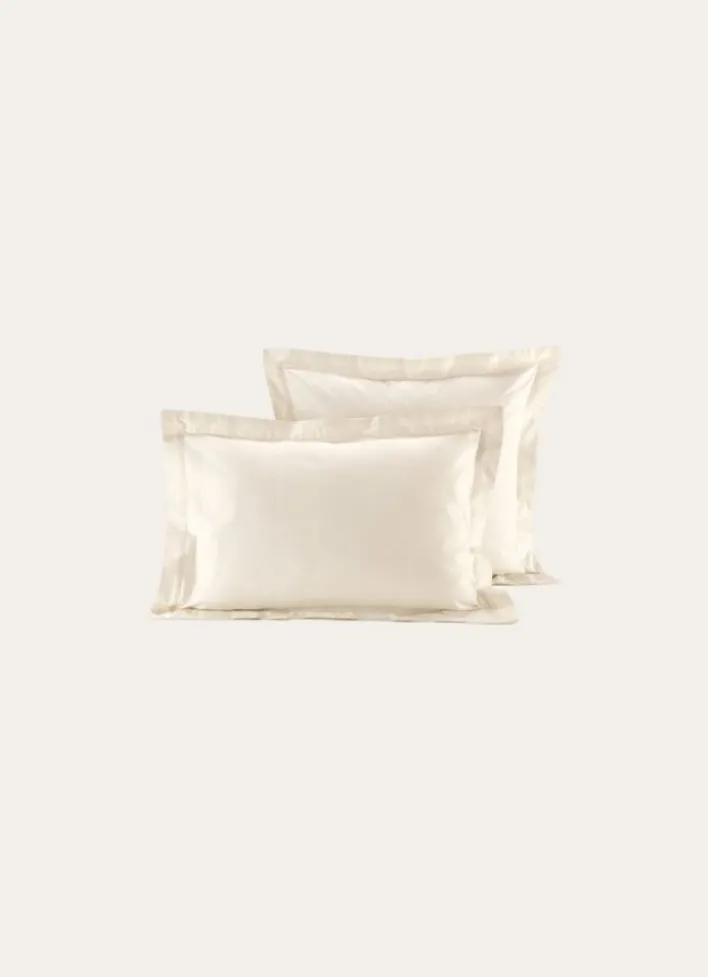 TAIE D'OREILLER RAYÉE EN SATIN DE COTON IVOIRE