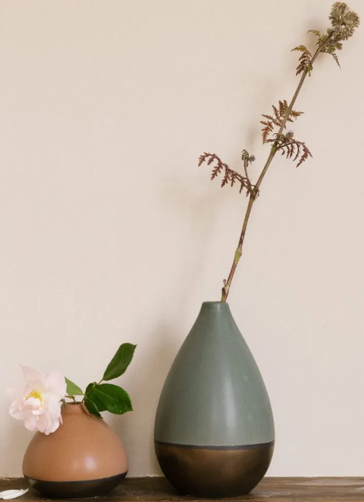 VASE EN GRÈS FORME MENHIR MULTICOLORE/MARRON